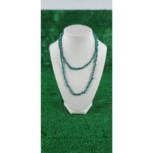 Malachite natural chip crystal necklace 0lb 1.4oz